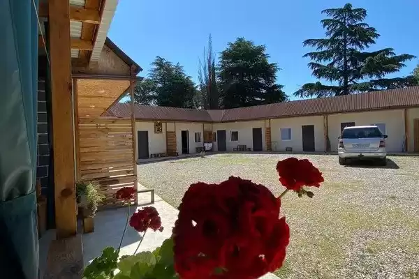 Гостевой дом «Чегем», Лдзаа, Рыбзаводская, д.82 Гостевой дом «Чегем», Лдзаа, Рыбзаводская, д.82